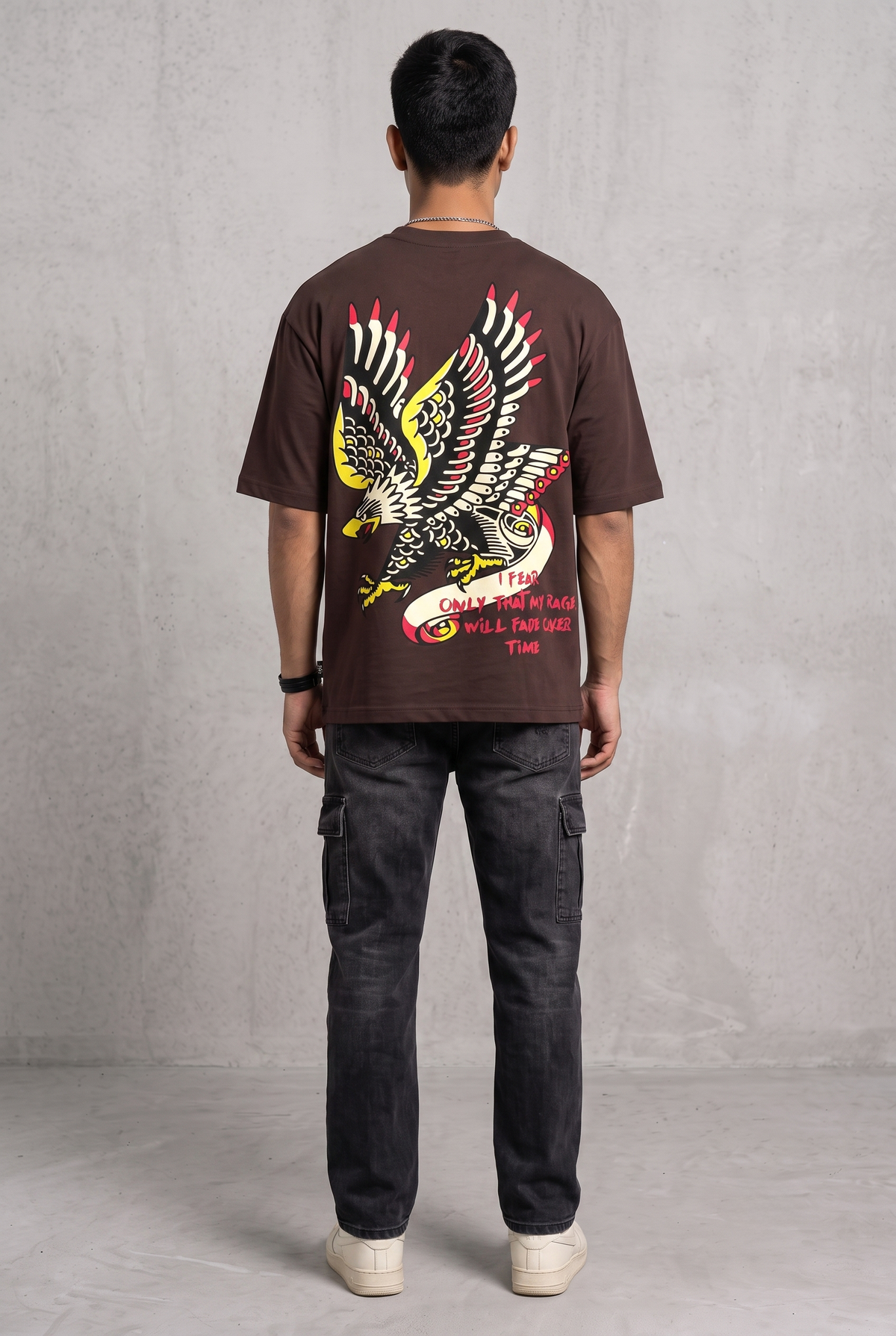 EAGLE EYE BROWN MEN’S OVERSIZED T-SHIRT