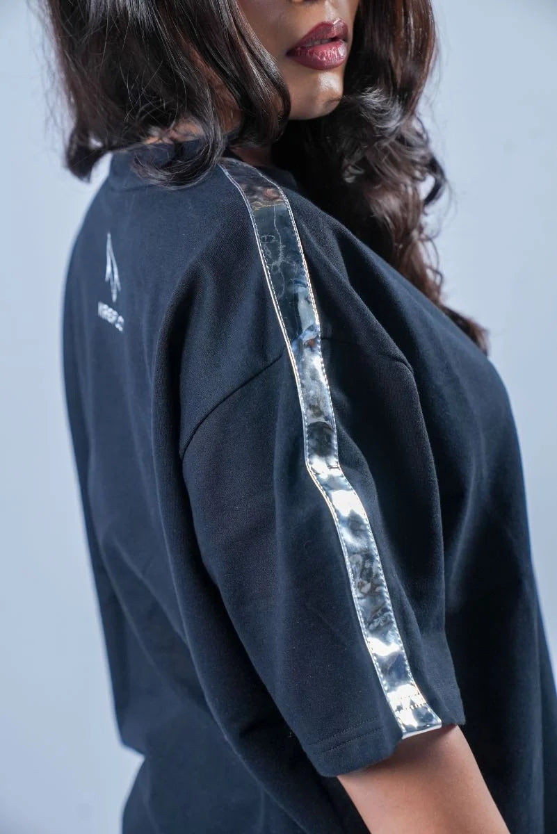 Silver tee tee black